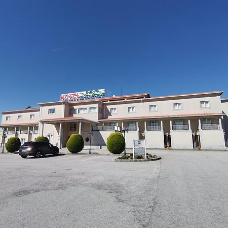 Hotel Quinta Dos Cedros Celorico Da Beira Luaran gambar