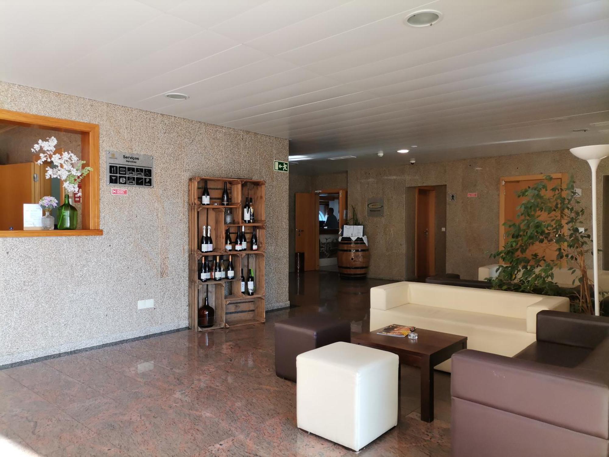 Hotel Quinta Dos Cedros Celorico Da Beira Luaran gambar